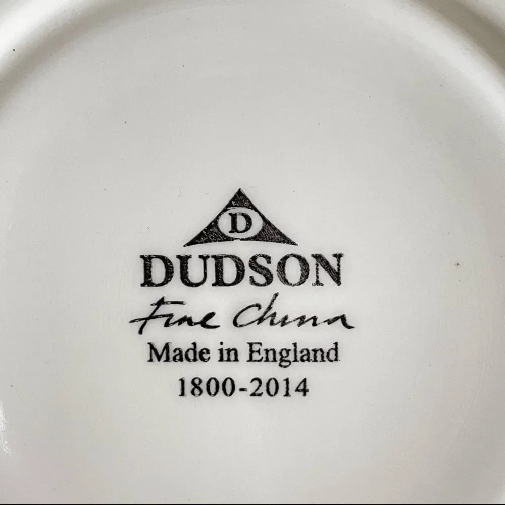 New in Box DUDSON 24 Pieces (2 Dozen) EP205 6.25”Round Evo Plate - Ceramic Pearl